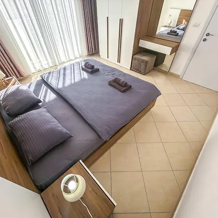 Klea Living 824 Apartment Golem (Tirana)