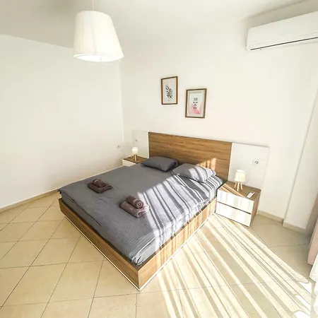Klea Living 824 Golem (Tirana)