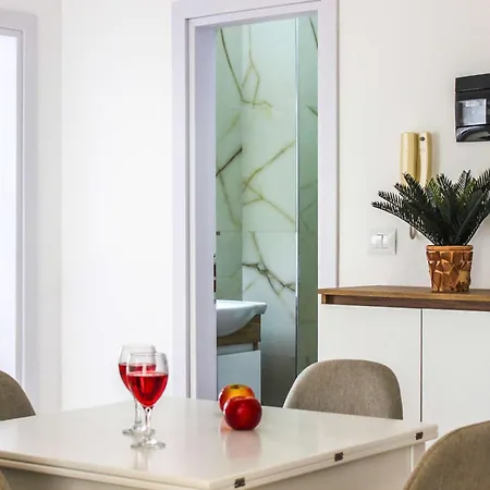 Klea Living 824 Apartment Golem (Tirana)
